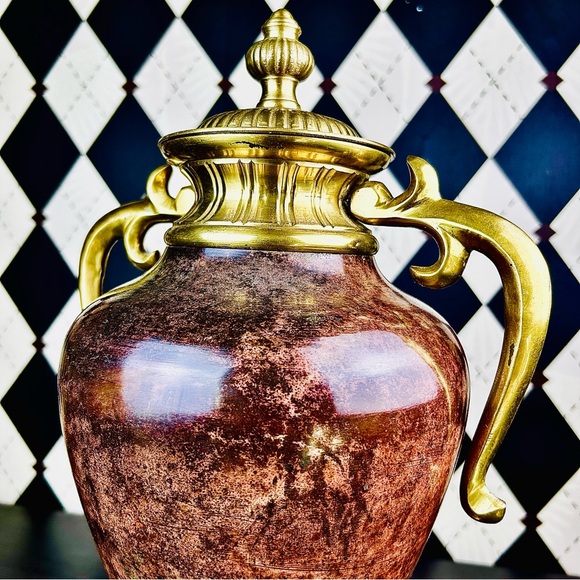 Neoclassical Gilt Metal Urn Pair Mid Century Modern Hollywood Regency Luxury - Picture 6 of 16